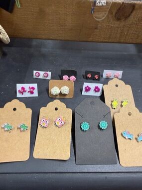 Lot of 12/Kids Floral and Character Earring Set - Pink, White, Teal, Yellow lot9